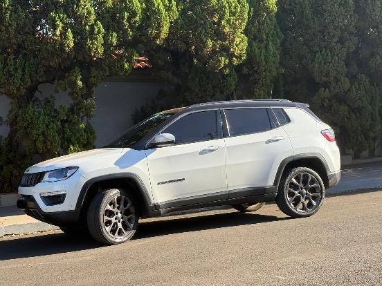 JEEP COMPASS 2.0 16V DIESEL S 4X4 AUTOMÁTICO JEEP COMPASS 2.0 16V DIESEL S 4X4 AUTOMÁTICO